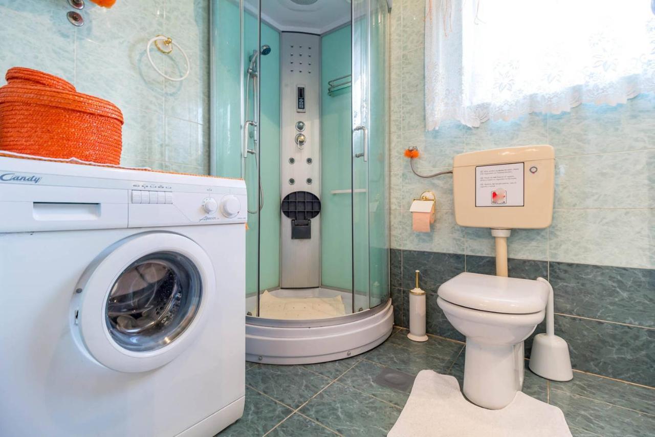 Kuca Za Odmor Lucy Apartment Pula Luaran gambar