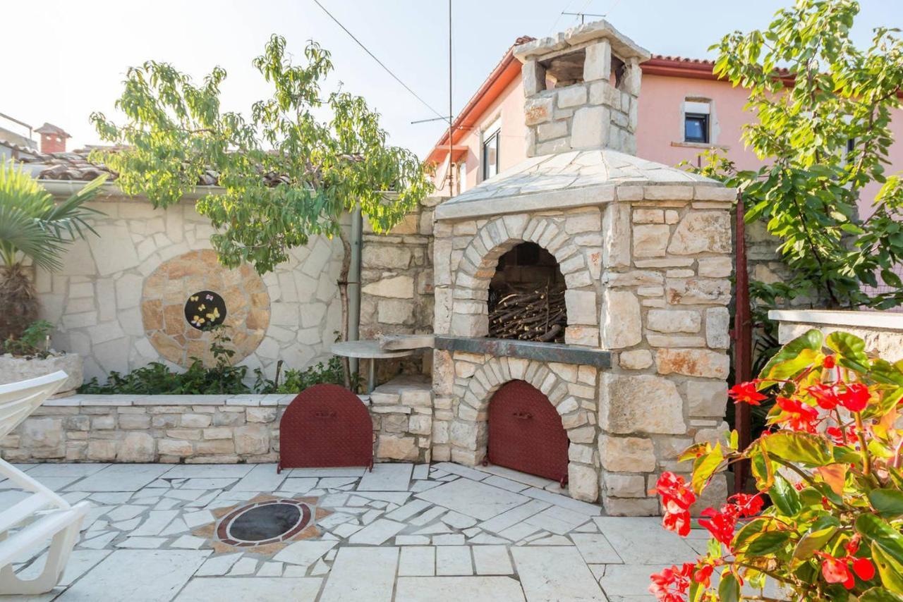 Kuca Za Odmor Lucy Apartment Pula Luaran gambar
